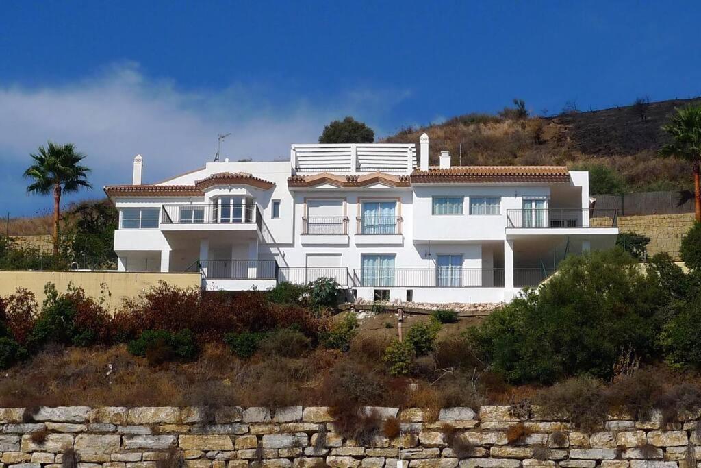 Mirador Panoramic Sea Views - Private Villa Міхас Екстер'єр фото